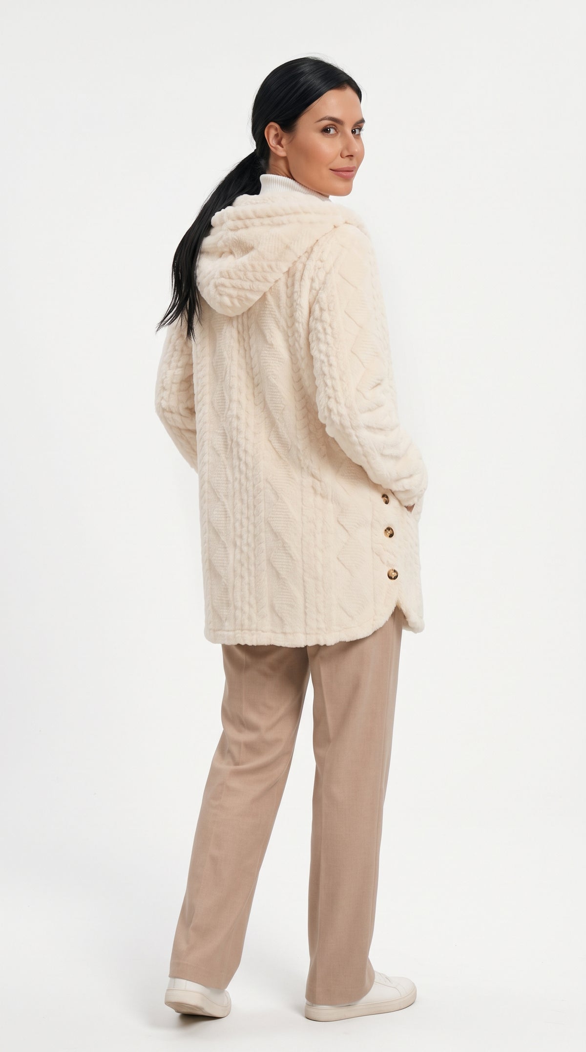 Lotta – Abrigo de punto y tejido polar con capucha