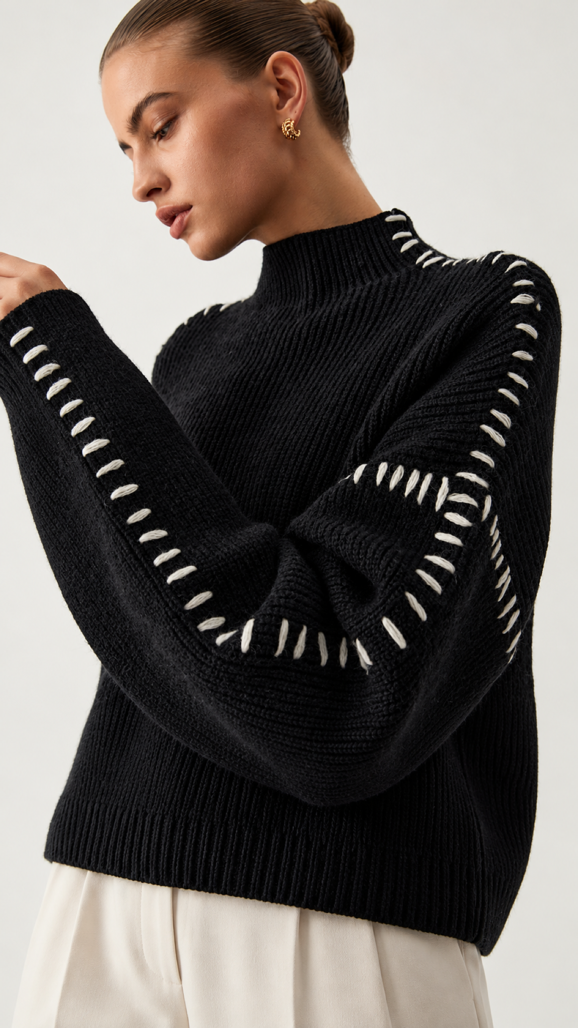 Alma – Damen-Oversizepullover mit Piqué-Details – Produktansicht