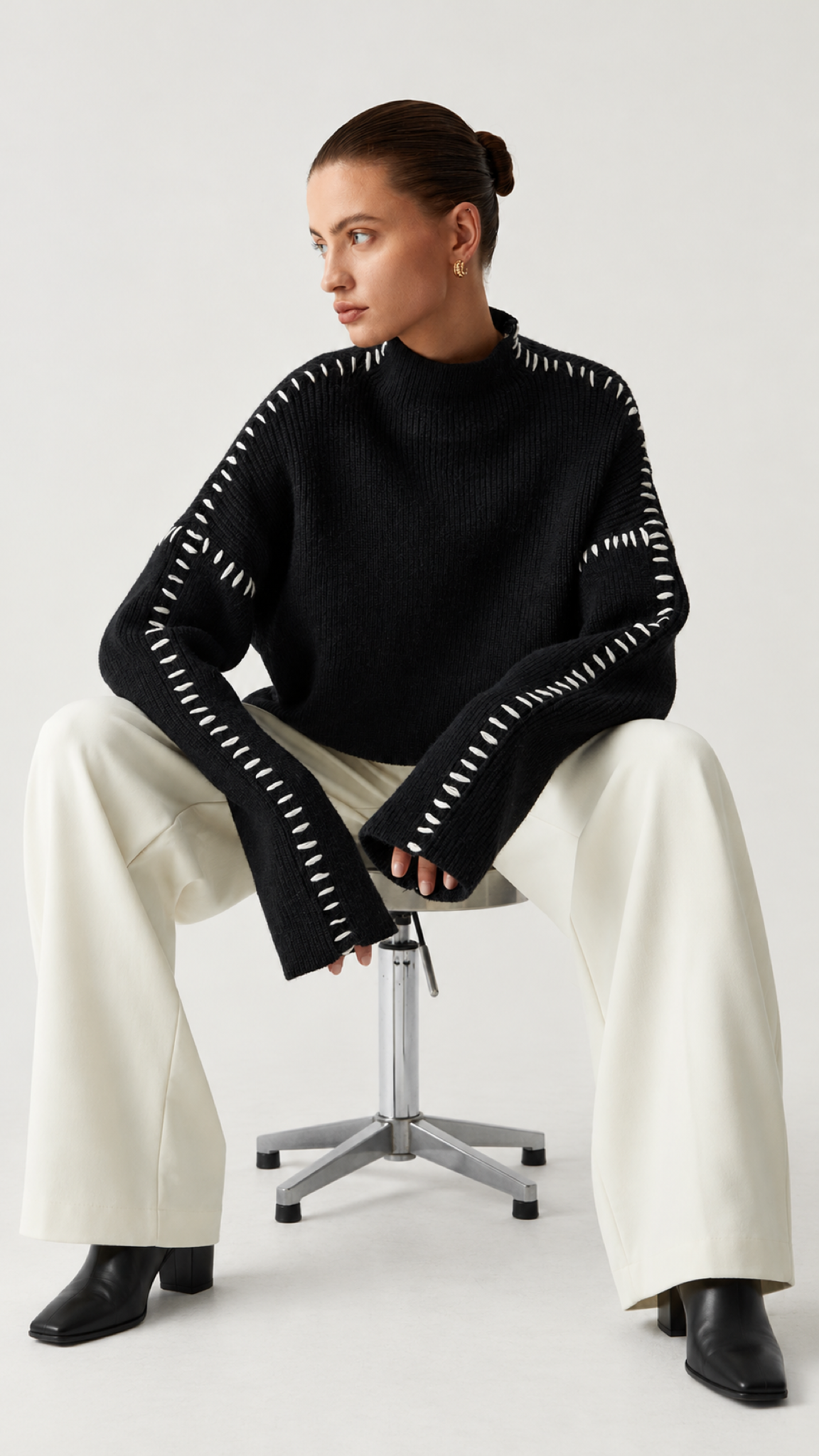 Alma – Damen-Oversizepullover mit Piqué-Details – Produktansicht