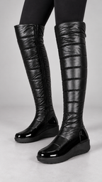 Bootara – Schwarze Winterstiefel, Vorderansicht