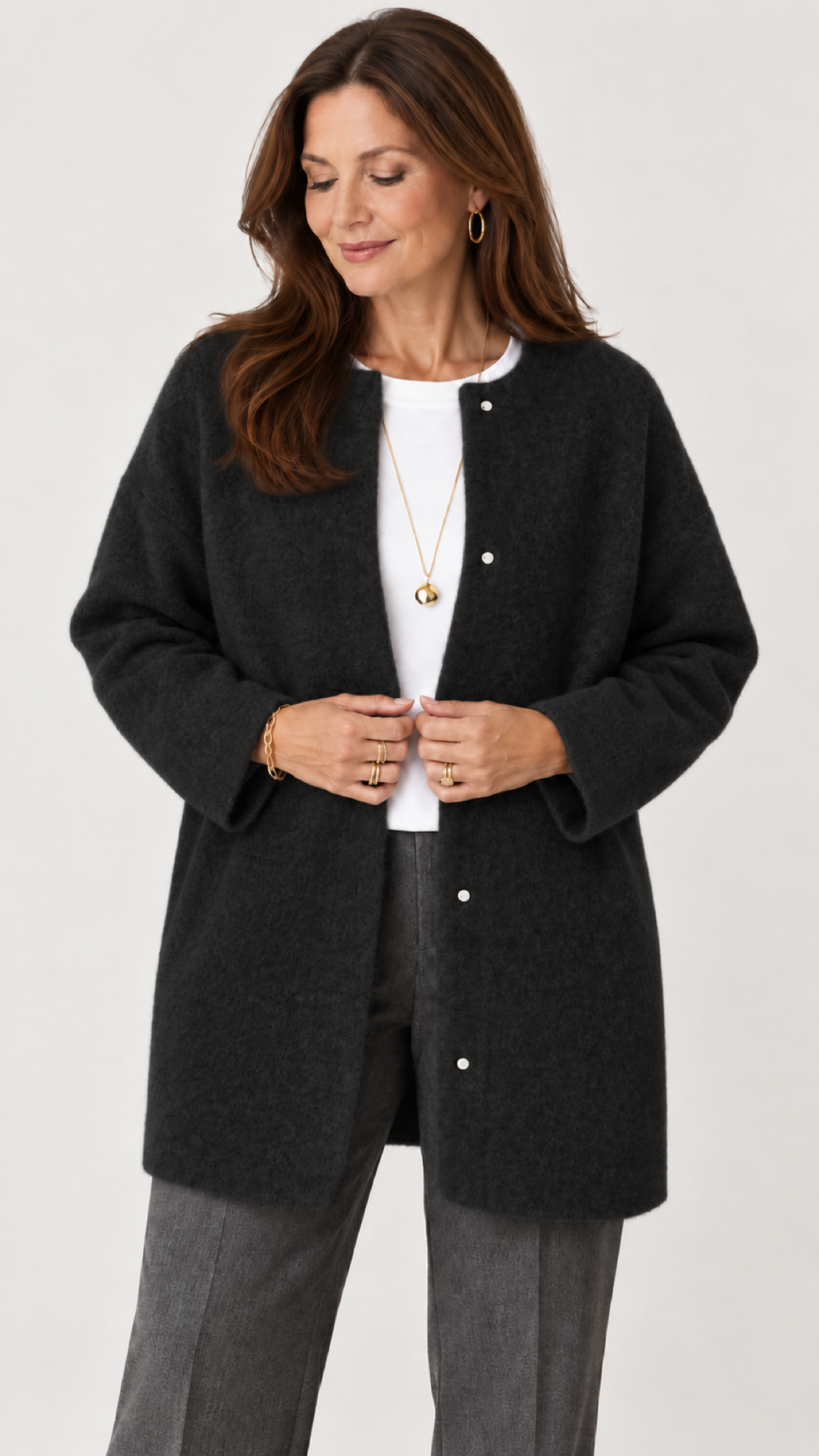 Ruperta Strickjacke in Schwarz – detalhe
