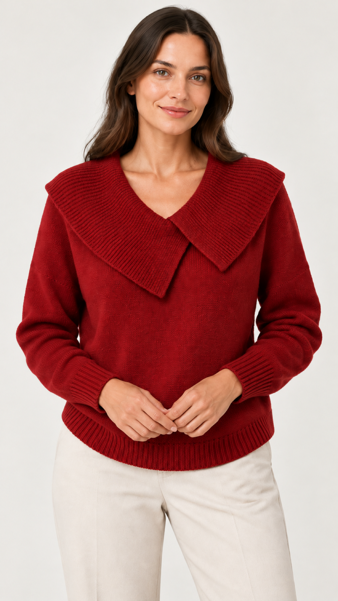 Solenne in Dunkelrot – Schalkragen und Strickdetails