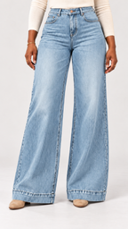 Wide-Leg Jeans in Himmelblau – capa